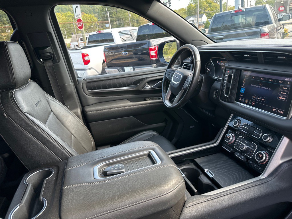 2021 GMC Yukon Image 9