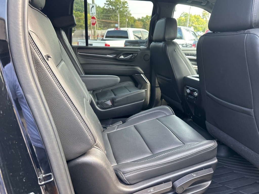 2021 GMC Yukon Image 11