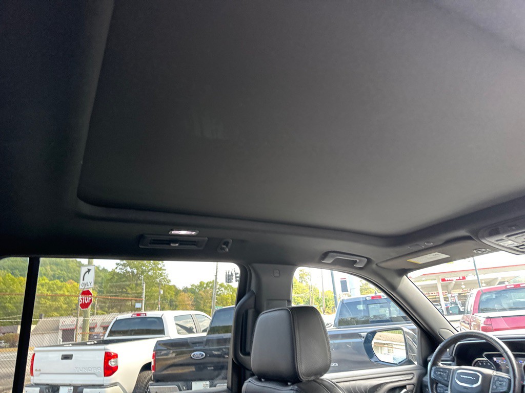 2021 GMC Yukon Image 13