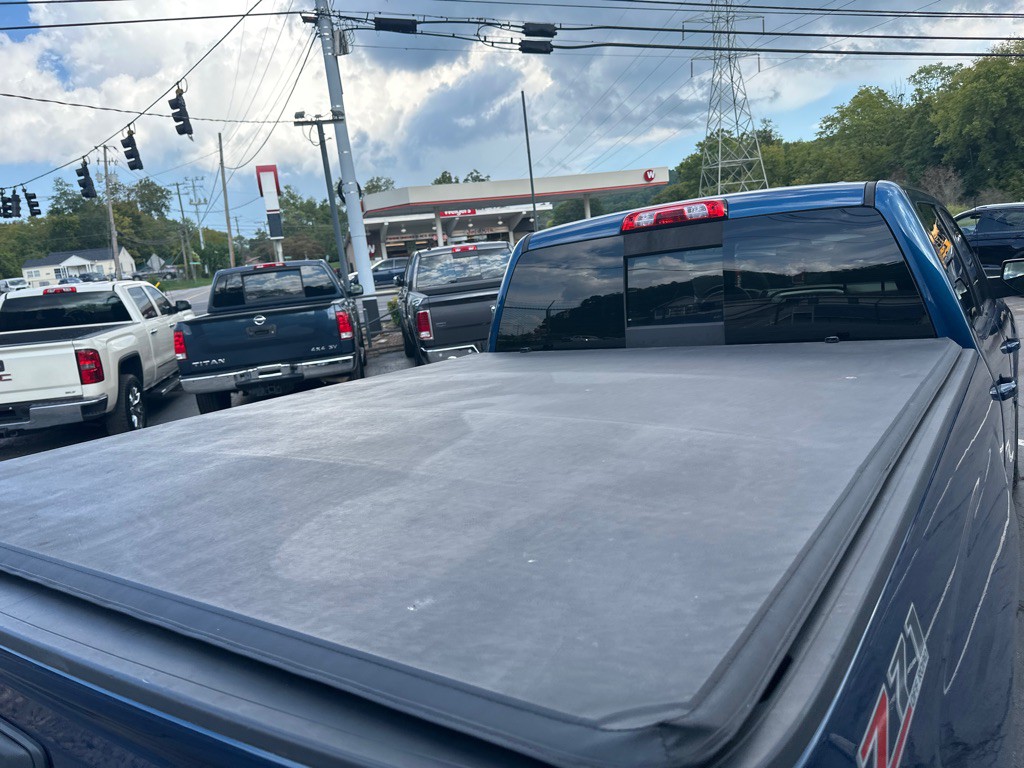 2017 Chevrolet Silverado 1500 Image 12