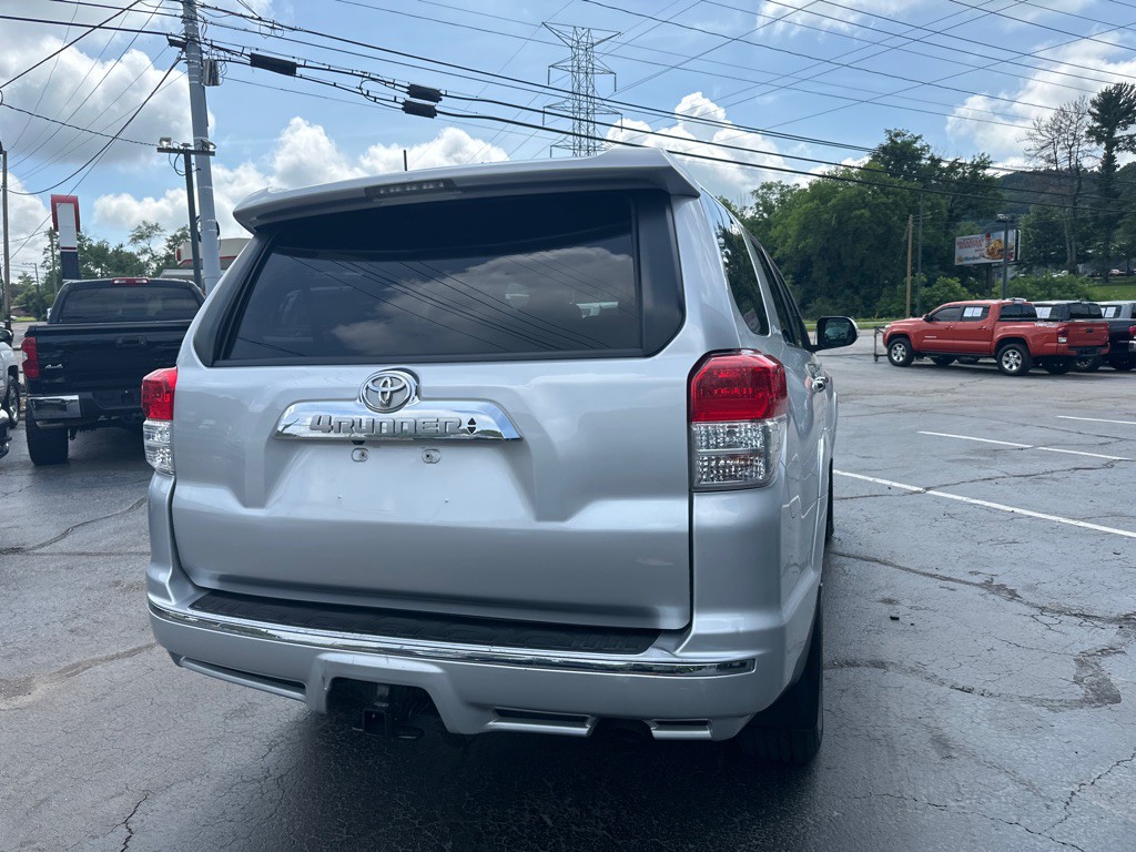 2011 Toyota 4Runner Image 3