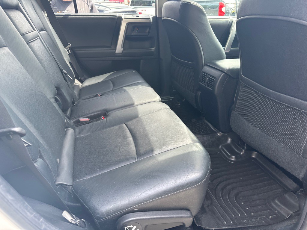 2011 Toyota 4Runner Image 10