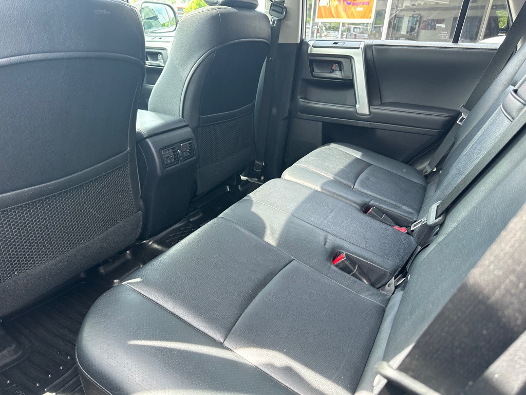 2011 Toyota 4Runner Image 15