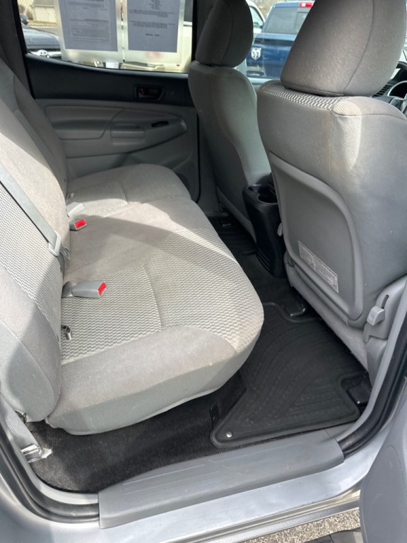 2014 Toyota Tacoma Image 9