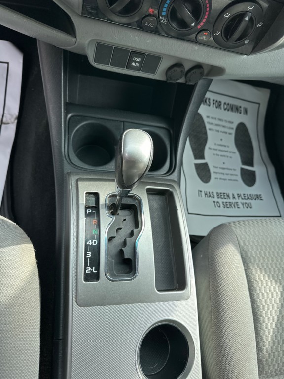 2014 Toyota Tacoma Image 16