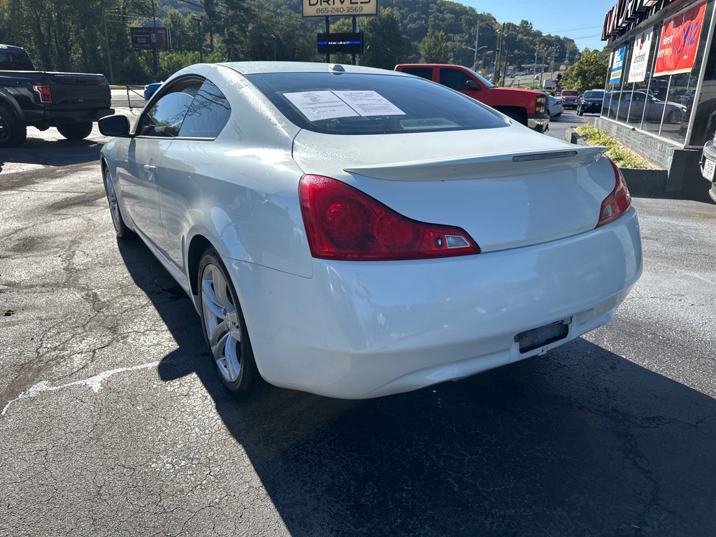 2008 INFINITI G37 Image 2