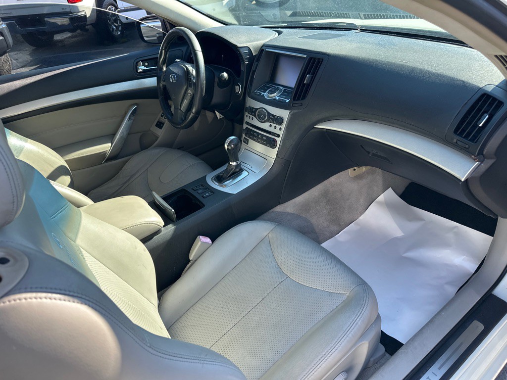 2008 INFINITI G37 Image 7