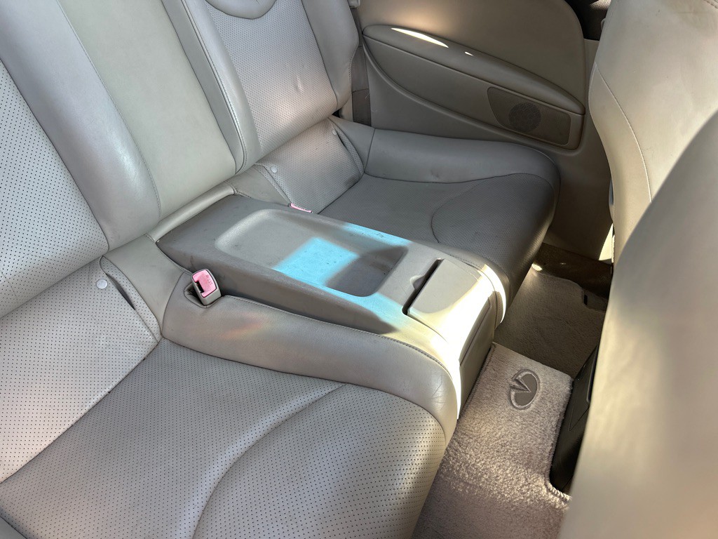 2008 INFINITI G37 Image 9