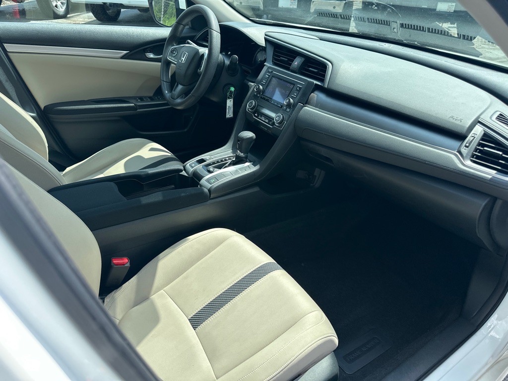 2016 Honda Civic Image 7