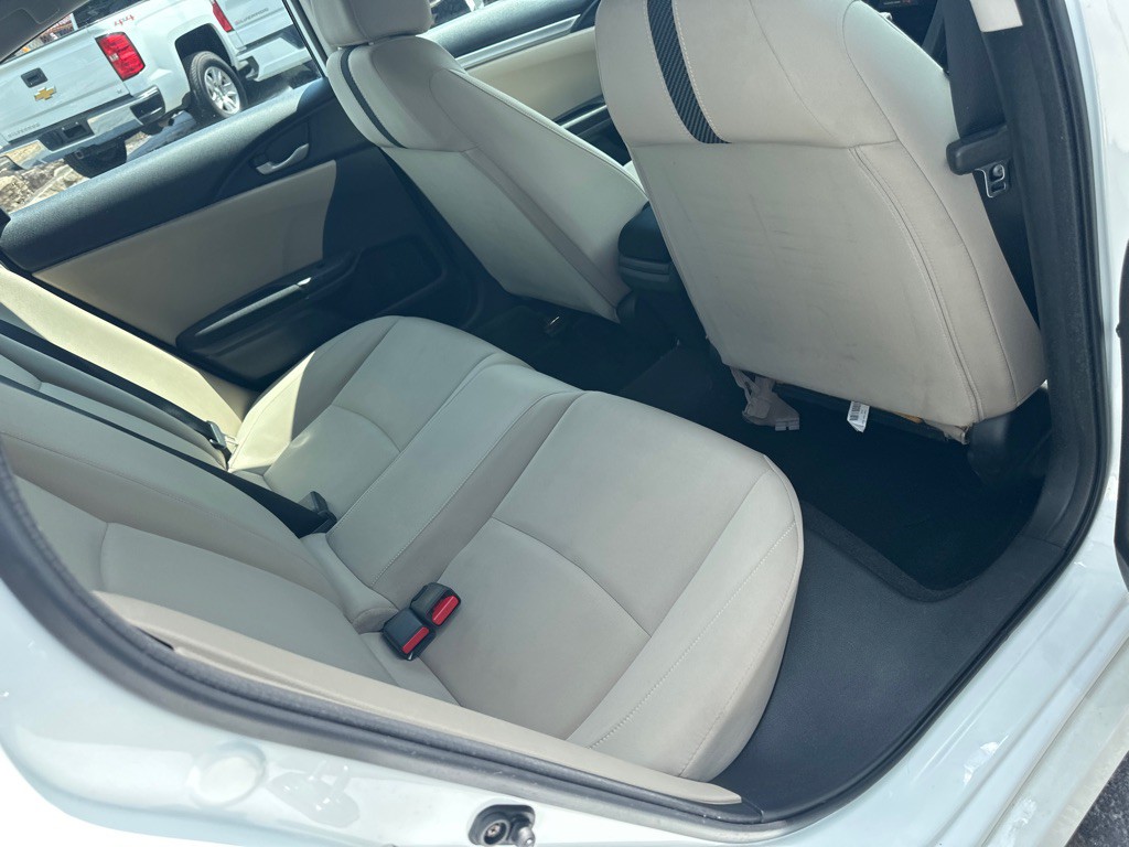 2016 Honda Civic Image 9