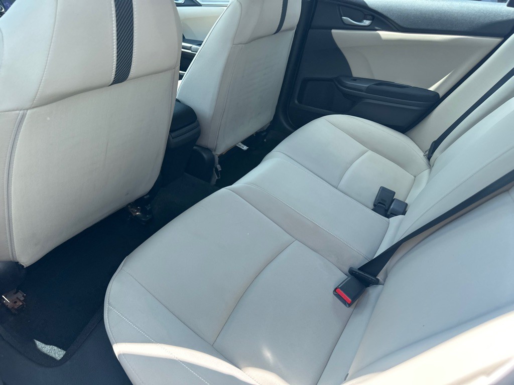 2016 Honda Civic Image 12
