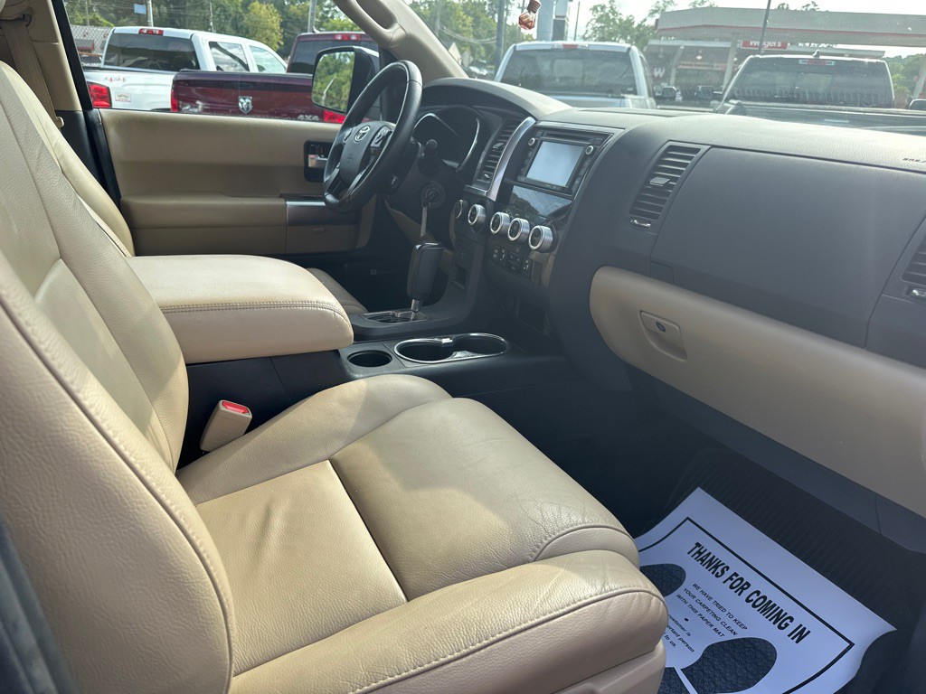 2018 Toyota Sequoia Image 7