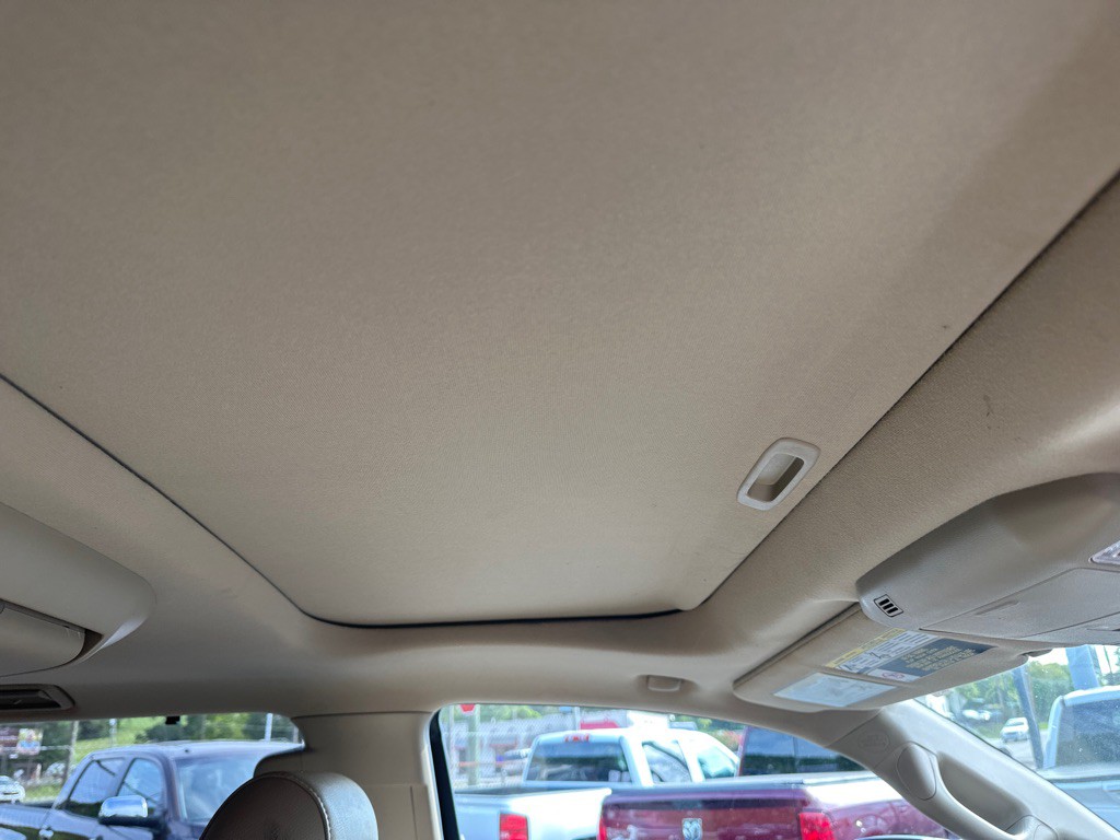2018 Toyota Sequoia Image 9