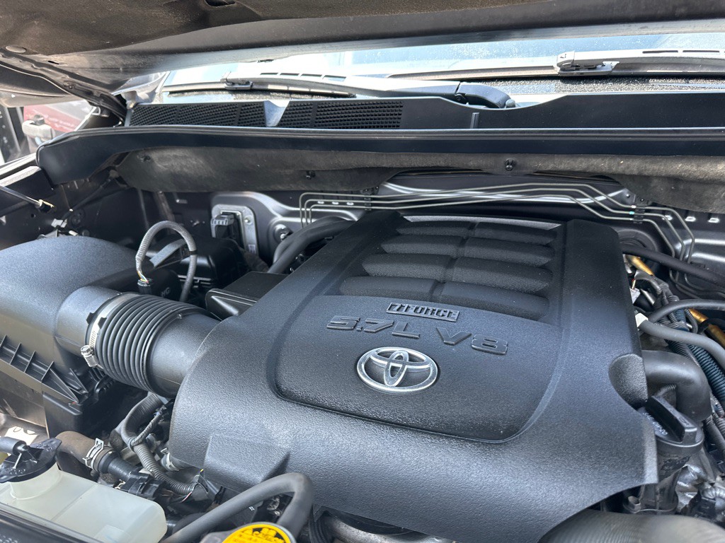 2014 Toyota Tundra Image 18