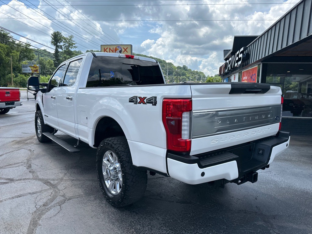 2017 Ford F-350 Image 2