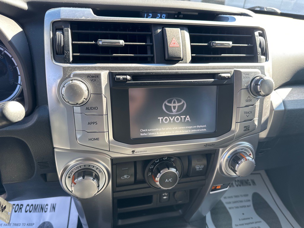 2015 Toyota 4Runner Image 16