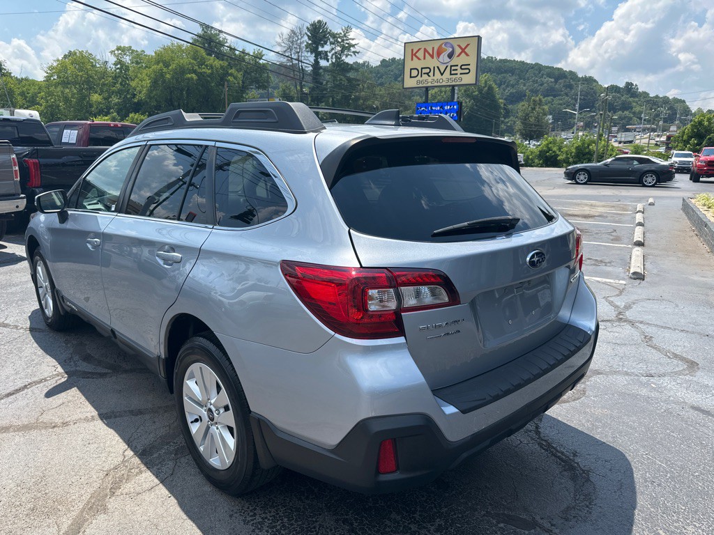 2018 Subaru Outback Image 3