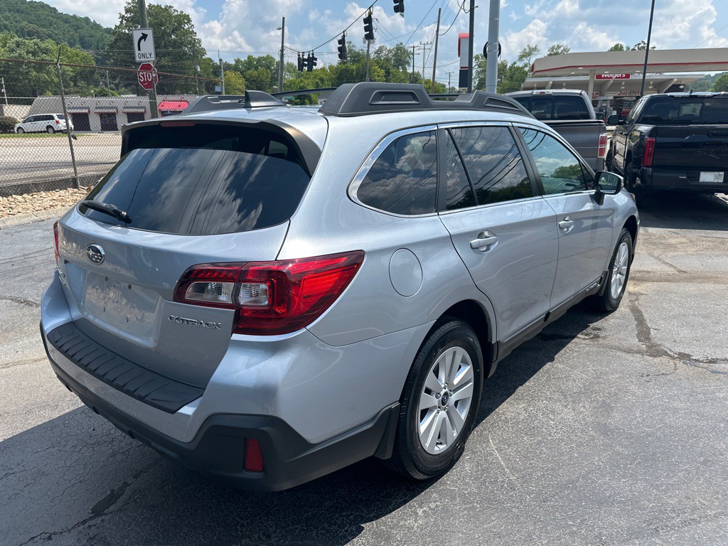 2018 Subaru Outback Image 4
