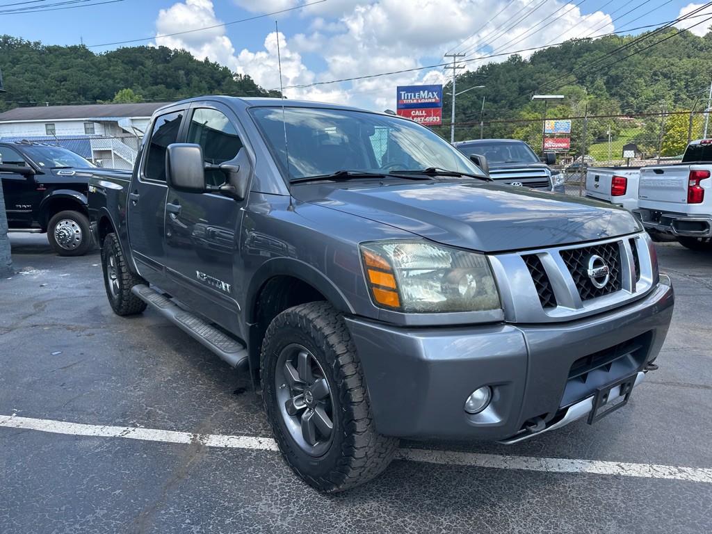 2014 Nissan Titan Image 6