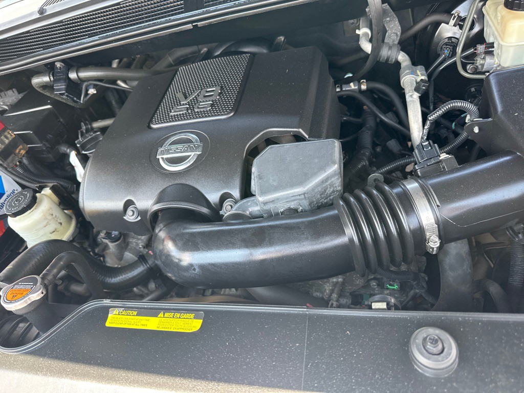 2014 Nissan Titan Image 21