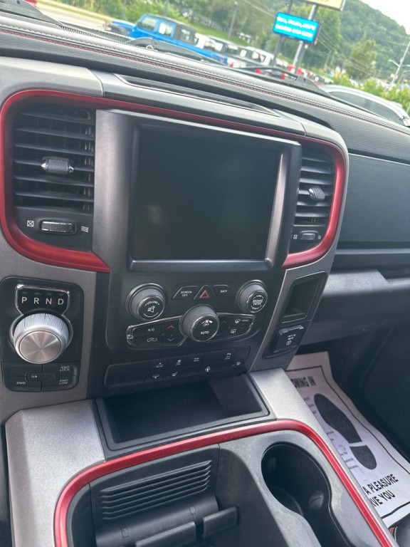 2017 RAM 1500 Image 16