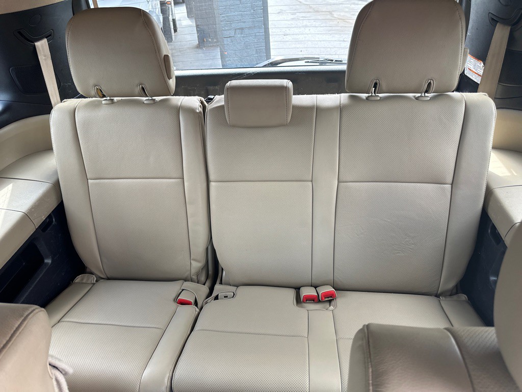 2015 Toyota Sequoia Image 8