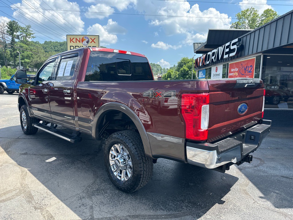 2017 Ford F-350 Image 2