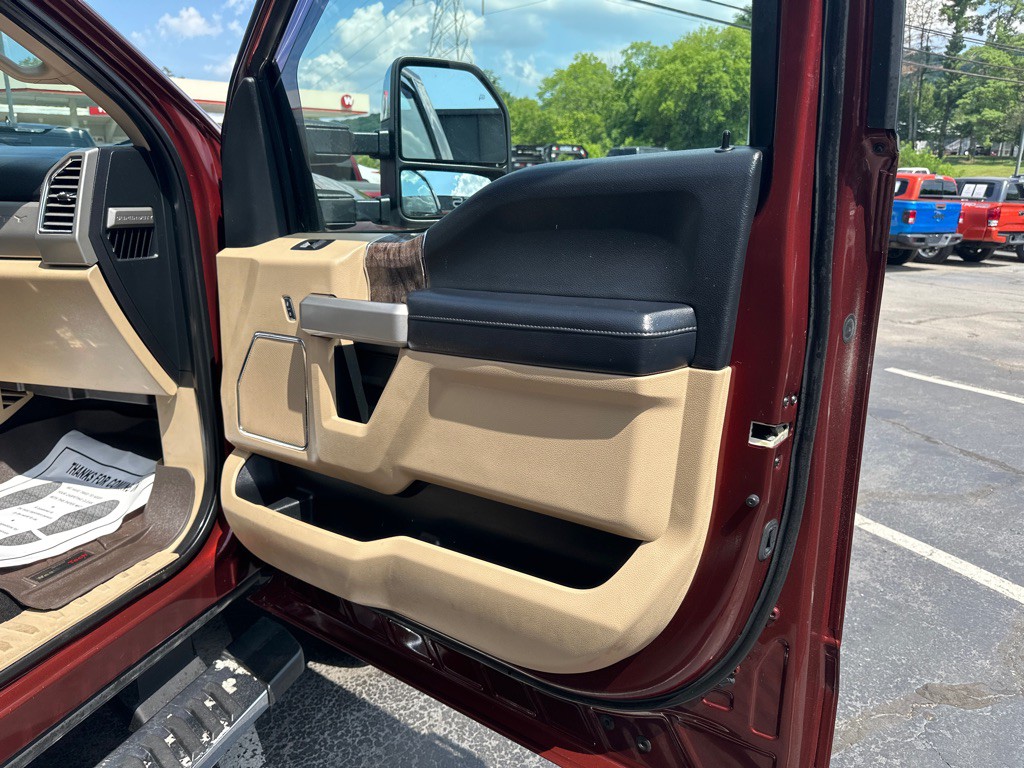 2017 Ford F-350 Image 10