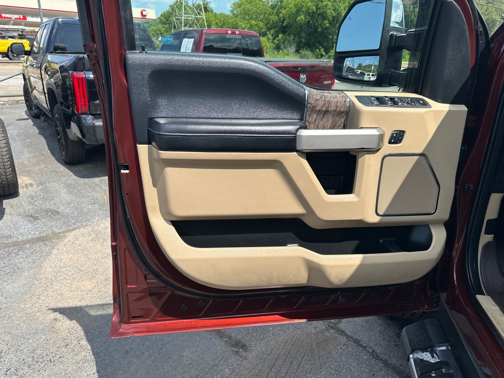 2017 Ford F-350 Image 12