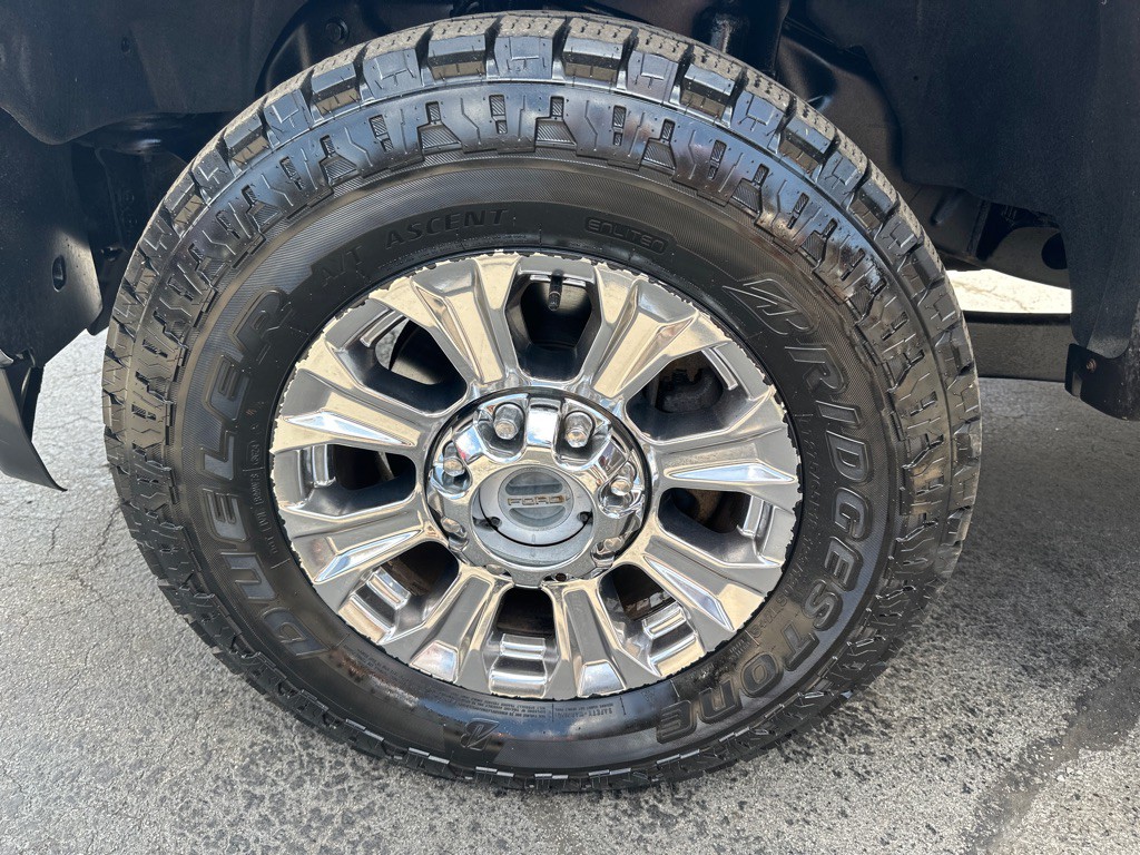 2017 Ford F-350 Image 21
