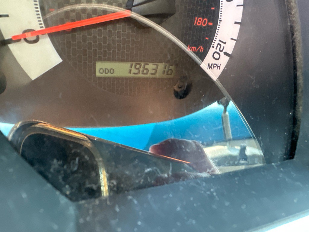 2015 Toyota Tacoma Image 16