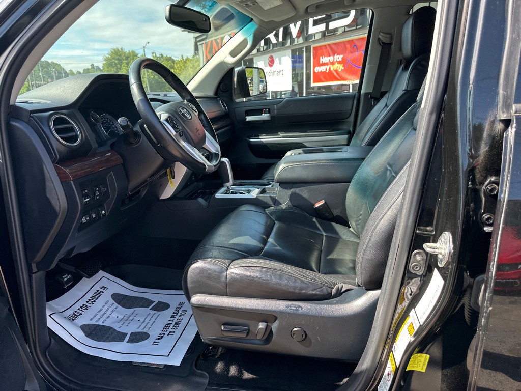 2017 Toyota Tundra Image 21