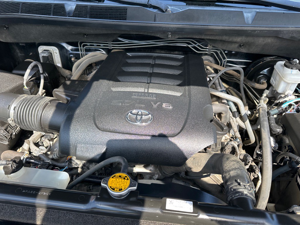 2017 Toyota Tundra Image 22