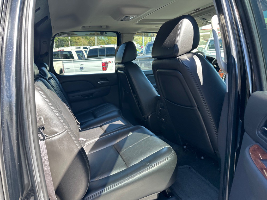 2007 Chevrolet Avalanche Image 10