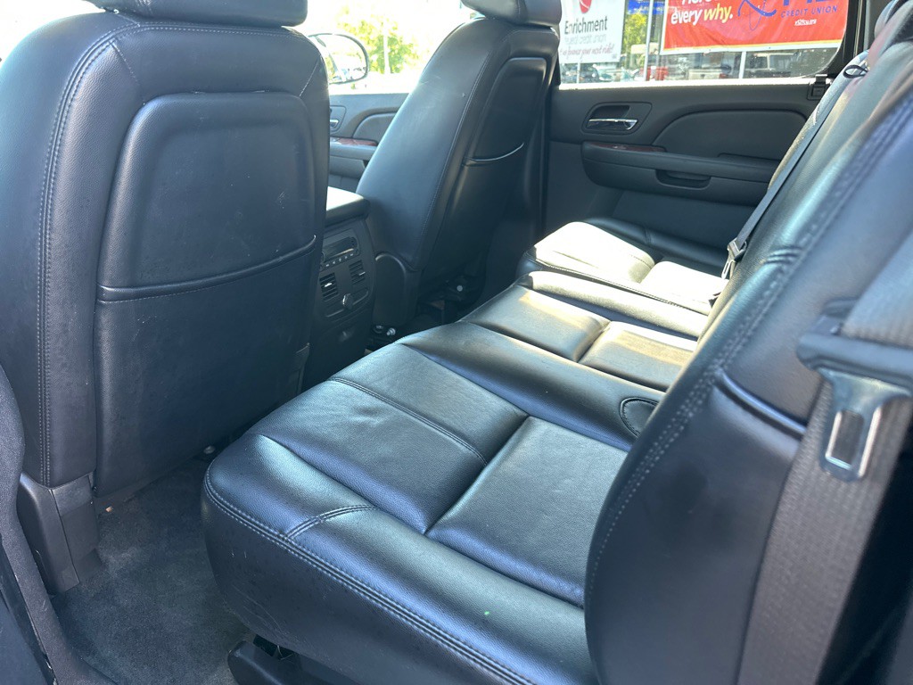 2007 Chevrolet Avalanche Image 12