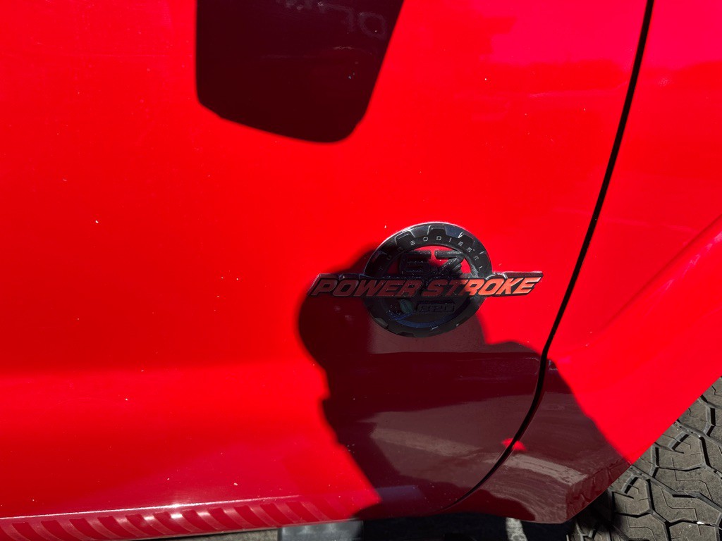 2011 Ford F-250 Image 7