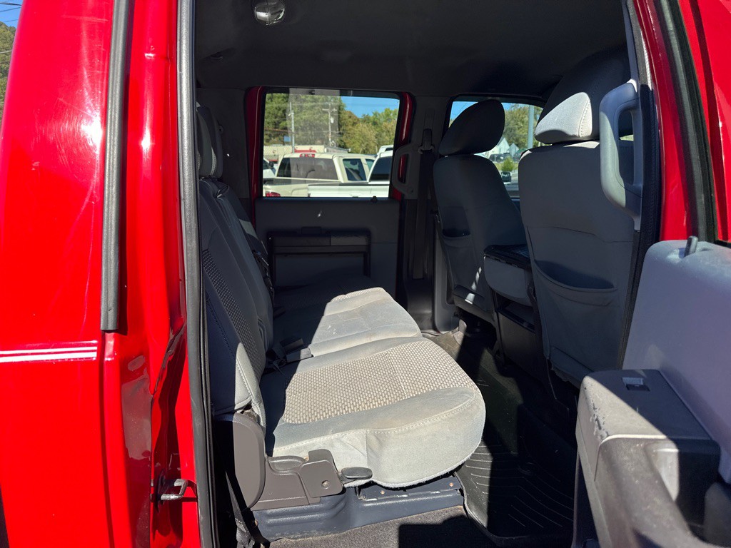 2011 Ford F-250 Image 9