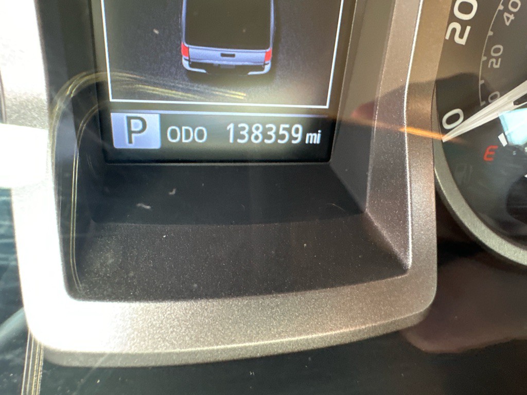 2016 Toyota Tacoma Image 14