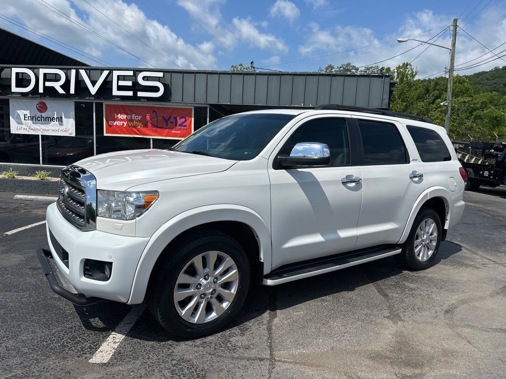 2016 Toyota Sequoia Image 1