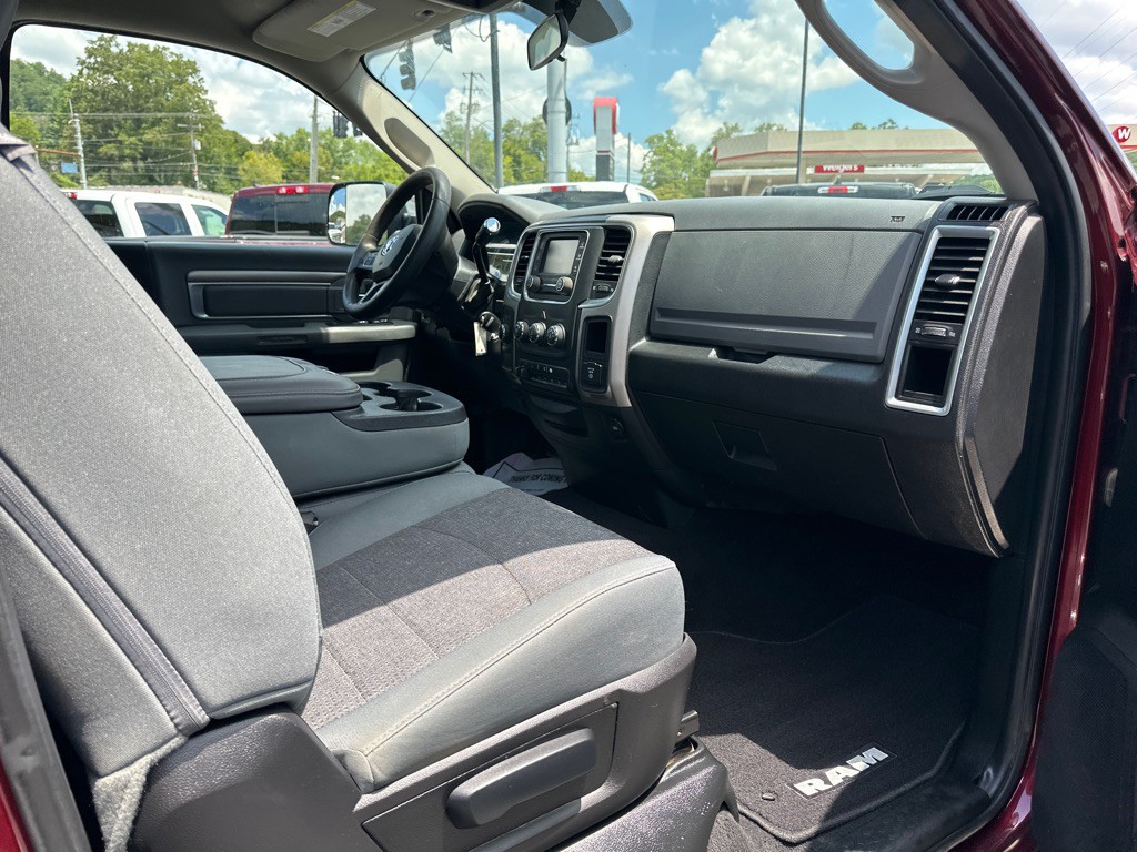 2017 RAM 3500 Image 7