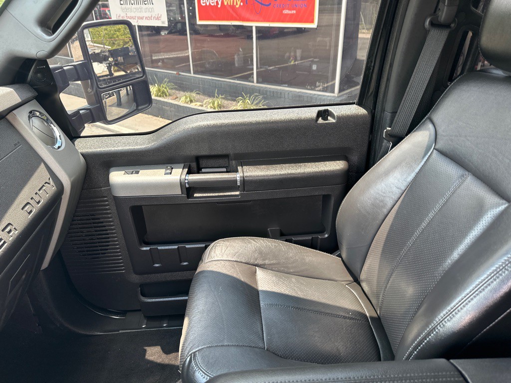 2015 Ford F-350 Image 15
