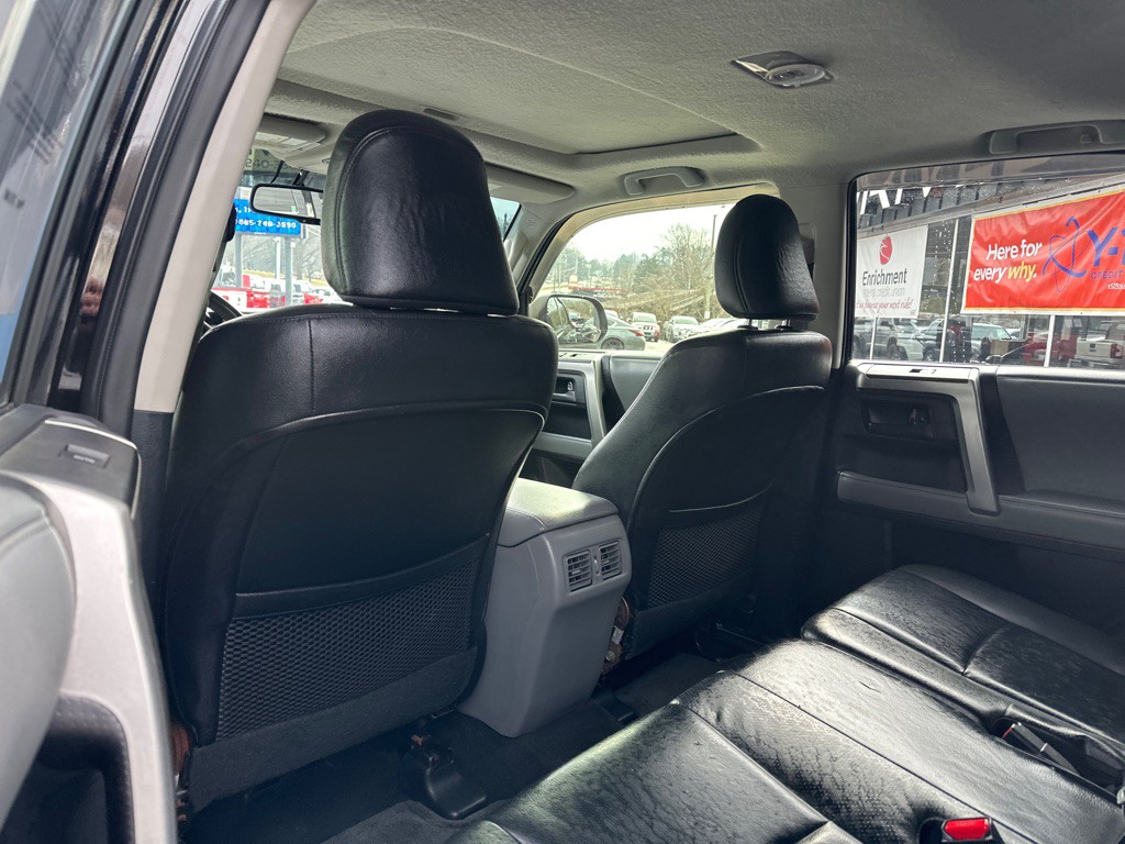 2013 Toyota 4Runner Image 11