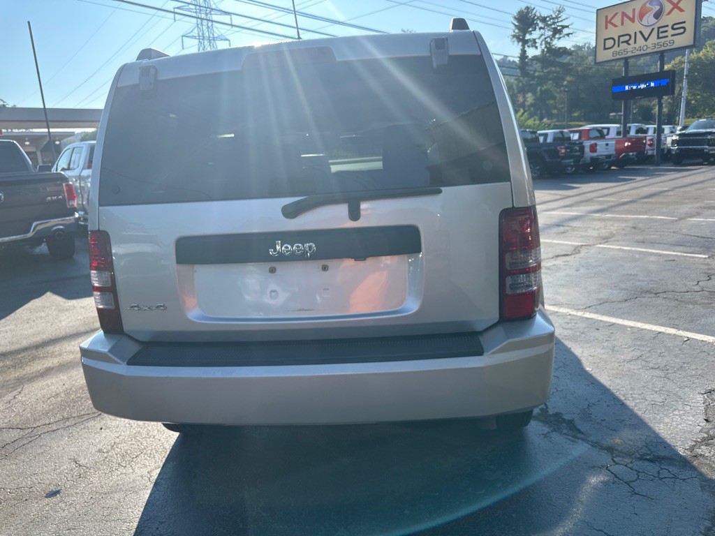 2009 Jeep Liberty Image 3