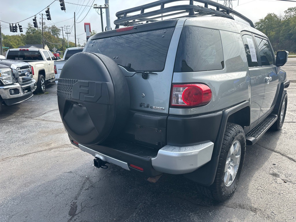 2010 Toyota FJ Cruiser Image 3