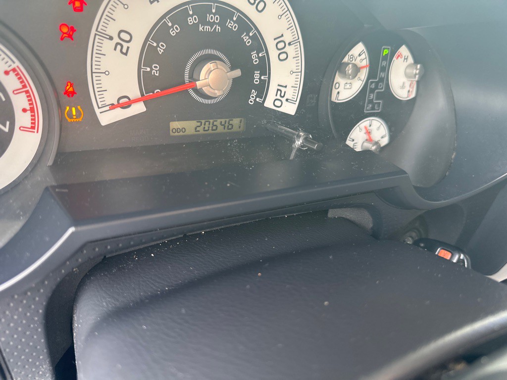 2010 Toyota FJ Cruiser Image 12