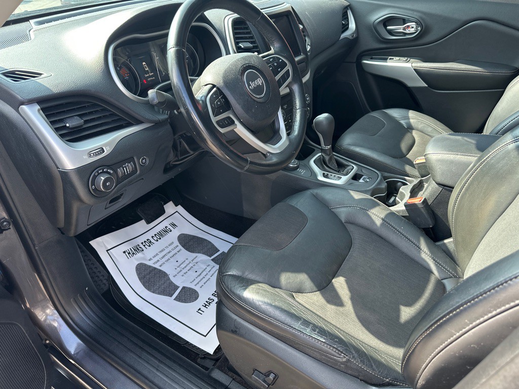 2018 Jeep Cherokee Image 14