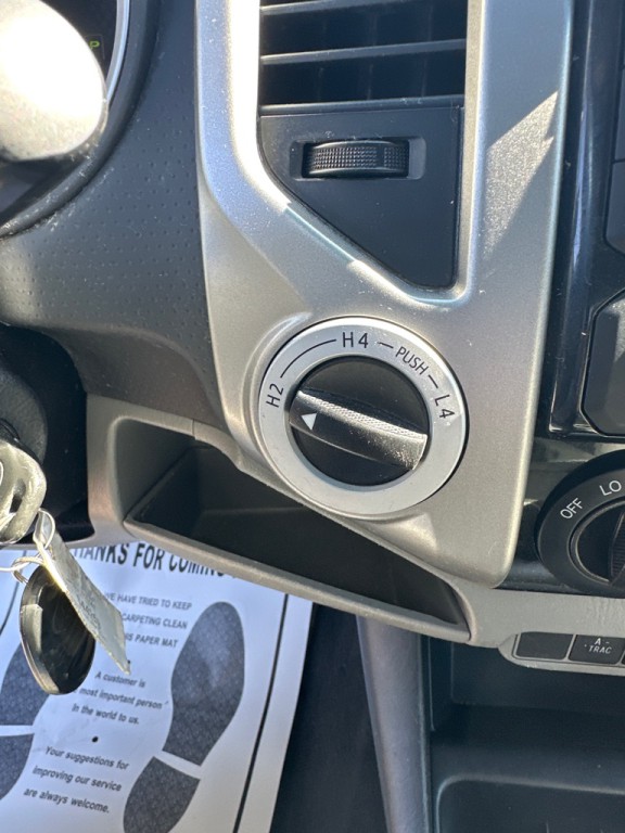 2013 Toyota Tacoma Image 16
