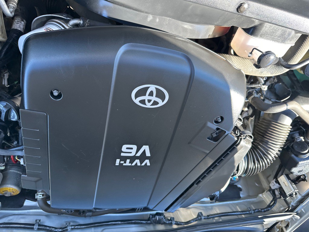 2013 Toyota Tacoma Image 18