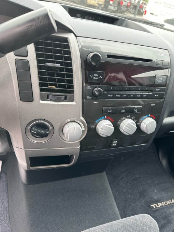 2013 Toyota Tundra Image 16