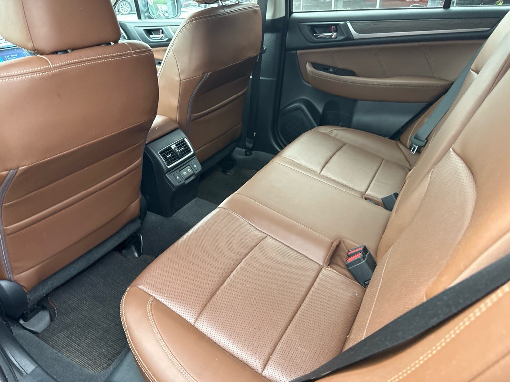 2019 Subaru Outback Image 16